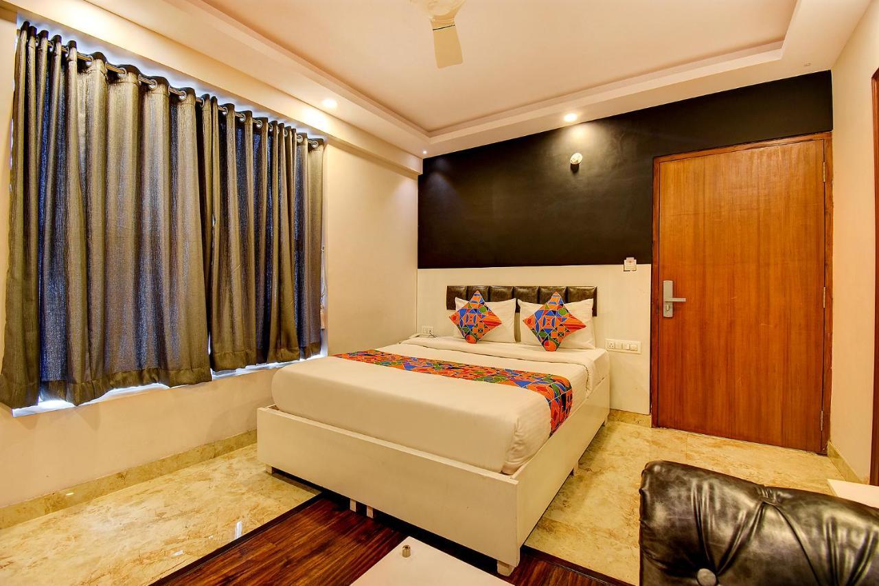 Fabhotel Srk Platinum Inn - Nr Forum Mall Bangalore Esterno foto